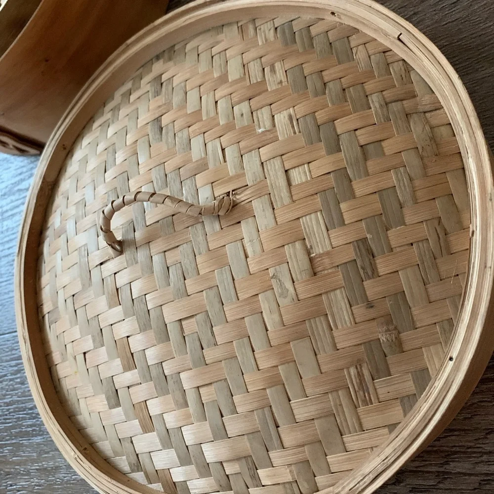 Bamboo steamer